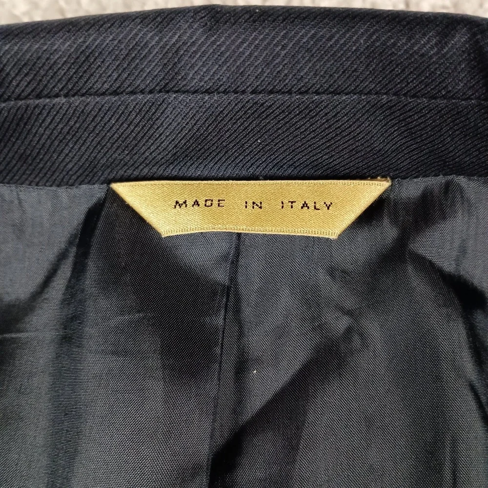 Donna Karan 40R 33W Mens Navy Blue 100% Wool 3-Button Made in Italy Suit